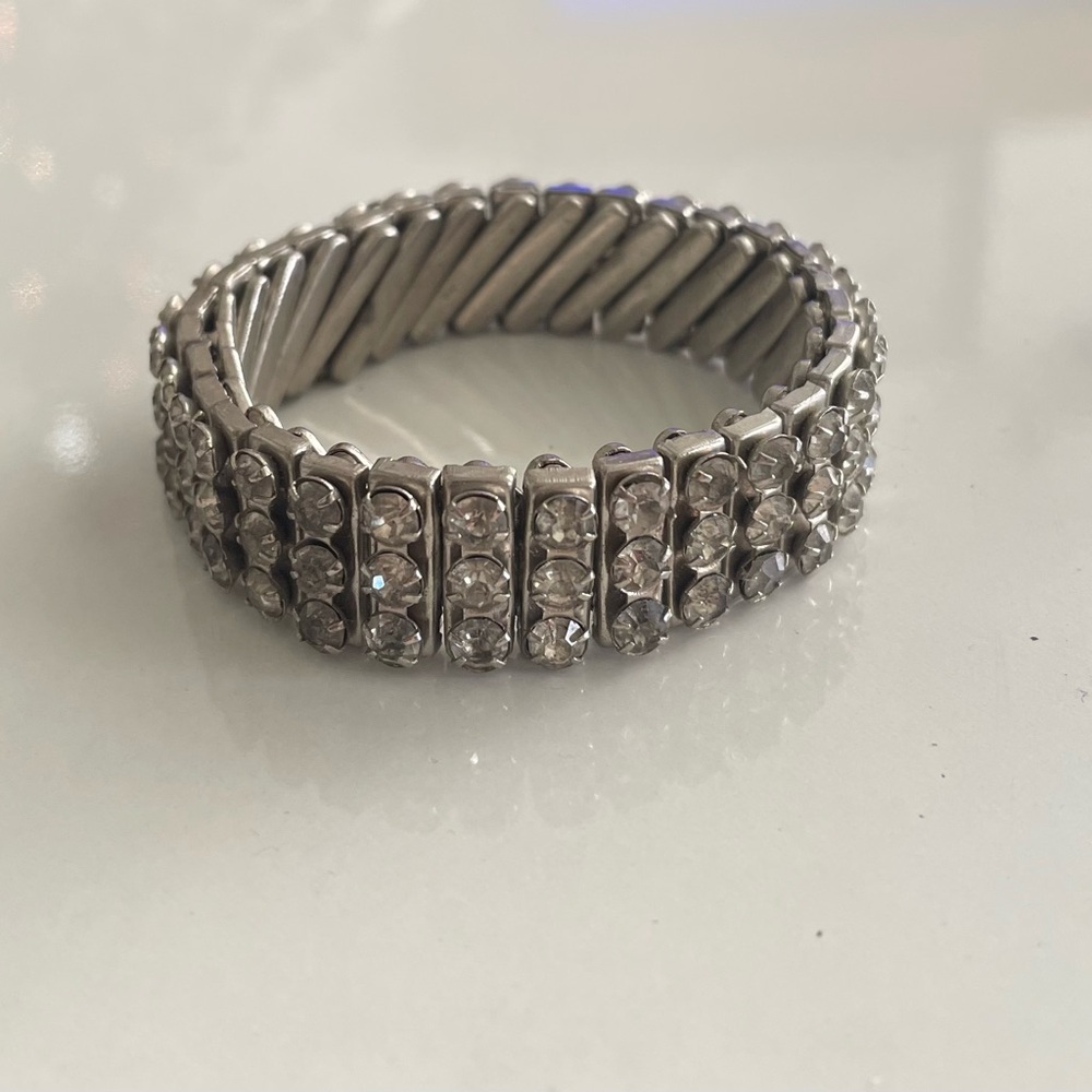 Vintage Silvertone Rhinestone Expansion Bracelet